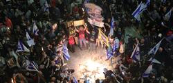 Ισραήλ / Η οργή ξεχείλιζει - Χιλιάδες άνθρωποι στους δρόμους ζητούν «Εκλογές τώρα»