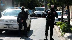 Επιχείρηση της Αντιτρομοκρατικής: Βρέθηκε οπλοστάσιο στα Σεπόλια