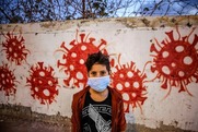 Εκτός εμβολιασμών Παλαιστίνιοι, Βενεζολάνοι, μη καταγεγραμμένοι μετανάστες