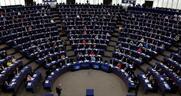 Πυρά όλων των ομάδων του  Ευρωκοινοβουλίου κατά Κομισιόν για συγκάλυψη υποκλοπών-Μητσοτάκη