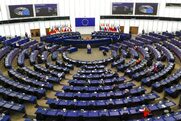 Ευρωκοινοβούλιο: Ψάχνουν δικαιολογίες για το κατέβασμα της έκθεσης κατά Μητσοτάκη για την ελευθερία του Τύπου