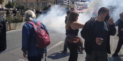 Όργιο κρατικής τρομοκρατίας στη σημερινή (9/4) αντιπολεμική κινητοποίηση στην Αθήνα