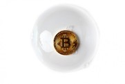 Γι' αυτό είναι - επενδυτική - φούσκα το Bitcoin: 1.000 άνθρωποι ελέγχουν το 40% του κρυπτονομίσματος!