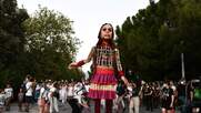 Στη χώρα που φοβόντουσαν μια κούκλα
