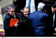 Στήλη Άλατος: Οι “άγιοι μουλάδες” της “Ιεράς Συνόδου” – Με κατρακύλα στο 25-26% στις ευρωεκλογές ο Σαμαράς βλέπει “αδιάθετη” ψήφο, στο “δεξί φτερό” της ΝΔ …