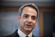 Ο Μητσοτάκης διάβασε μήνυμα χαροκαμένης κόρης από το Μάτι ενώ η μητέρα της ζει!