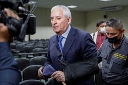 Σε φυλάκιση 16 χρόνων καταδικάσθηκε ο πρώην πρόεδρος της Γουατεμάλας