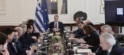 Απίστευτο τρυκ: Απελευθερώνουν τους παρόχους ηλ. ρεύματος, να συνεννοούνται μεταξύ τους (“καρτελ”) και να περνάνε την ρήτρα αναπροσαρμογής στην τιμή της κιλοβατώρας
