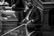 Show Μητσοτάκη στη Βουλή: Κατηγόρησε τον Τσίπρα πως έβαλε τη χώρα στα μνημόνια