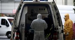 Επιμένει η πανδημία: πάνω από 800 διασωληνωμένοι, άλλοι 66 θάνατοι