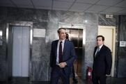 Κόλαφος … το Γαλλικό Πρακτορείο: ” Η κυβέρνηση Μητσοτάκη πετά σε κοντέινερ τους Αφγανούς πρόσφυγες για να βάλει σε οικισμούς τους Ουκρανούς”