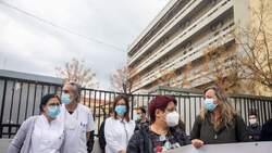 Παράταση για τον υποχρεωτικό εμβολιασμό ζητάνε οι «γαλάζιοι» υγειονομικοί