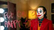 Εισβολή αστυνομικών σε προβολές του Joker για να «μαζέψουν» τους ανήλικους