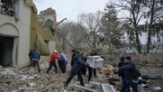Κραυγή αγωνίας από τους Γιατρούς Χωρίς Σύνορα: Ανθρωπιστική καταστροφή στη Μαριούπολη