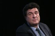 Το άρθρο του Παπαχελά που ανακαλεί στη μνήμη εκείνο της Ελ. Βλάχου λίγο πριν τη χούντα των συνταγματαρχών! Μιλάει για σήψη και αναζητά «τρελούς» για την εξουσία