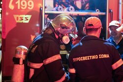 Έκρηξη έξω από κτήριο της τεκτονικής στοάς στην Αχαρνών – Ελέγχεται και 2ο ύποπτο πακέτο