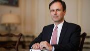 Συγνώμη, «δεν είμαι πολιτικός», είμαι ο Άλεξ Πατέλ