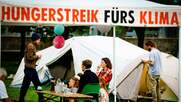 Γερμανία: Απεργία πείνας έξι νέων για την κλιματική αλλαγή διαταράσσει τη προεκλογική εκστρατεία
