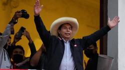 O αριστερός Pedro Castillo ανακηρύχθηκε πρόεδρος του Περού