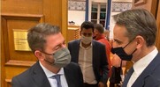 Χαστούκι στον Μητσοτάκη, “μήνυμα” στον Ανδρουλάκη: «Η Ελλάδα οδεύει προς την απολυταρχία»