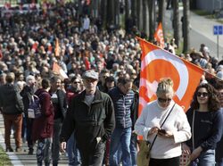 Γαλλία: Νέες μαζικές διαδηλώσεις κόντρα στη συνταξιοδοτική μεταρρύθμιση Μακρόν