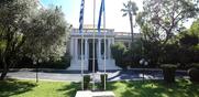 Μα κανείς δεν φταίει για την ανέχεια;