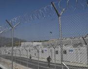 Ανθρωπιστικές οργανώσεις: «Πάνω από 4.000 αιτούντες άσυλο κρατούνται παράνομα σε Σάμο και Λέσβο»