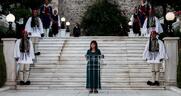 Τι γυρεύει στο Προεδρικό Μέγαρο μια καταδικασμένη και με ακροδεξιά δράση;