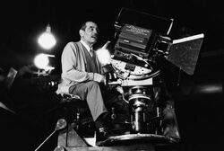 Λουίς Μπουνιουέλ (1900-1983), Ισπανός σκηνοθέτης