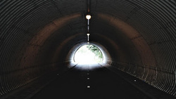 Πολυτελείς καραντίνες για μεγιστάνες...