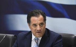 Παραδοχή κοροϊδίας από Άδωνι: «Ήξερα οτι θα κλείσουν τα μαγαζιά, δεν γινόταν το πω»