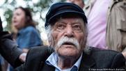 Ο Έλληνας αντι-ναζιστής ήρωας αντάρτης Μανόλης Γλέζος πέθανε στα 97