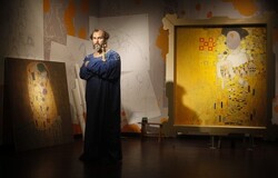Γκούσταφ Κλιμτ: Συνδύασε την εικονιστική με την αφηρημένη ζωγραφική