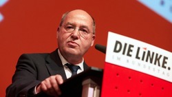 Γκρ. Γκίζι: Να συμφωνήσει η Γερμανία να μην περικοπούν οι συντάξεις και να επιστρέψει το αναγκαστικό δάνειο