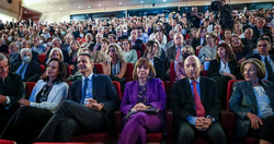 Δυσφορία για το διπλό ταμπλό Μητσοτάκη