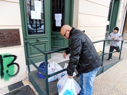 Προσφορά τροφίμων στο Κοινωνικό Παντοπωλείο από τους εργαζόμενους της Π.Ε. Αχαΐας της Περιφέρειας Δυτικής Ελλάδας