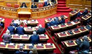 Οι 6+6 του ΣΥΡΙΖΑ, η Φωτίου και το σνομπάρισμα της Βουλής!