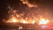 ΗΠΑ: Εκτροχιασμός τρένου προκαλεί τεράστια φωτιά στο Οχάιο
