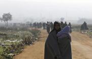 Αφγανή μάνα πέθανε από το κρύο ντύνοντας με τα ρούχα της τα παιδιά της