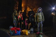Πρόσφυγες και μετανάστες σε άθλια κατάσταση στα σύνορα Πολωνίας-Γερμανίας