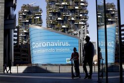 Ιταλία: Υποχρεωτικό εμβολιασμό των εργαζομένων ζητούν οι βιομήχανοι
