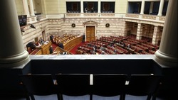 Αρνείται ο ΣΥΡΙΖΑ το δημοσιονομικό κενό και ζητά την συνδρομή ανεξάρτητων αρχών