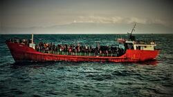 Ευρωπαία επίτροπος: Τέλος στα κονδύλια για το μεταναστευτικό αν δεν σταματήσουν τα pushbacks