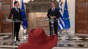 Κυριάκος Μητσοτάκης: Έχασε τη ψυχραιμία του σε συνέντευξη Τύπου - «Δε θα με προσβάλεις στο Μαξίμου»