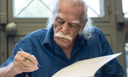 Στο νοσοκομείο εσπευσμένα και πάλι ο Μανώλης Γλέζος