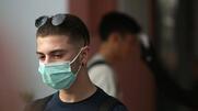Άτακτη υποχώρηση της κυβέρνησης για μάσκες και εμβόλιο μετά την κατακραυγή