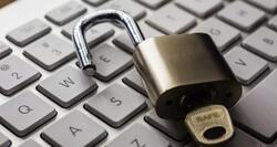 «Πράξεις» για ασφαλές και ανοιχτό διαδίκτυο