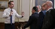 Η επιτελική κυβέρνηση παραπαίει ζαβλακωμένη