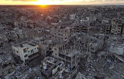 Η καταστροφή στη Λωρίδα της Γάζας είναι μεγαλύτερη από αυτή που προκάλεσαν οι ατομικές βόμβες σε Χιροσίμα και Ναγκασάκι