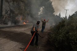 Γορτυνία: Έκκληση από τον κοινοτάρχη Πυρρή – «Ένα πυροσβεστικό γ@@ώ την κοινωνία μου, πολεμάμε μόνοι μας»